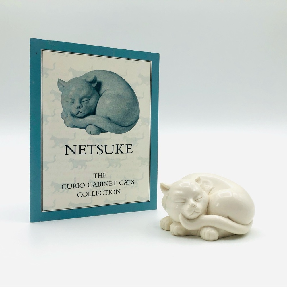 The Franklin Mint Curio Cabinet Cats - Netsuke